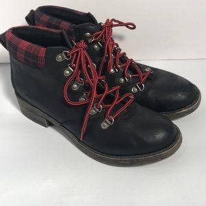 Black leather Rocket Dog Boots, size 10